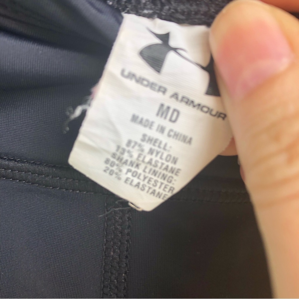 Under Armor Capri workout pants Black & Neon Green Size M —#022 - Picture 8 of 9